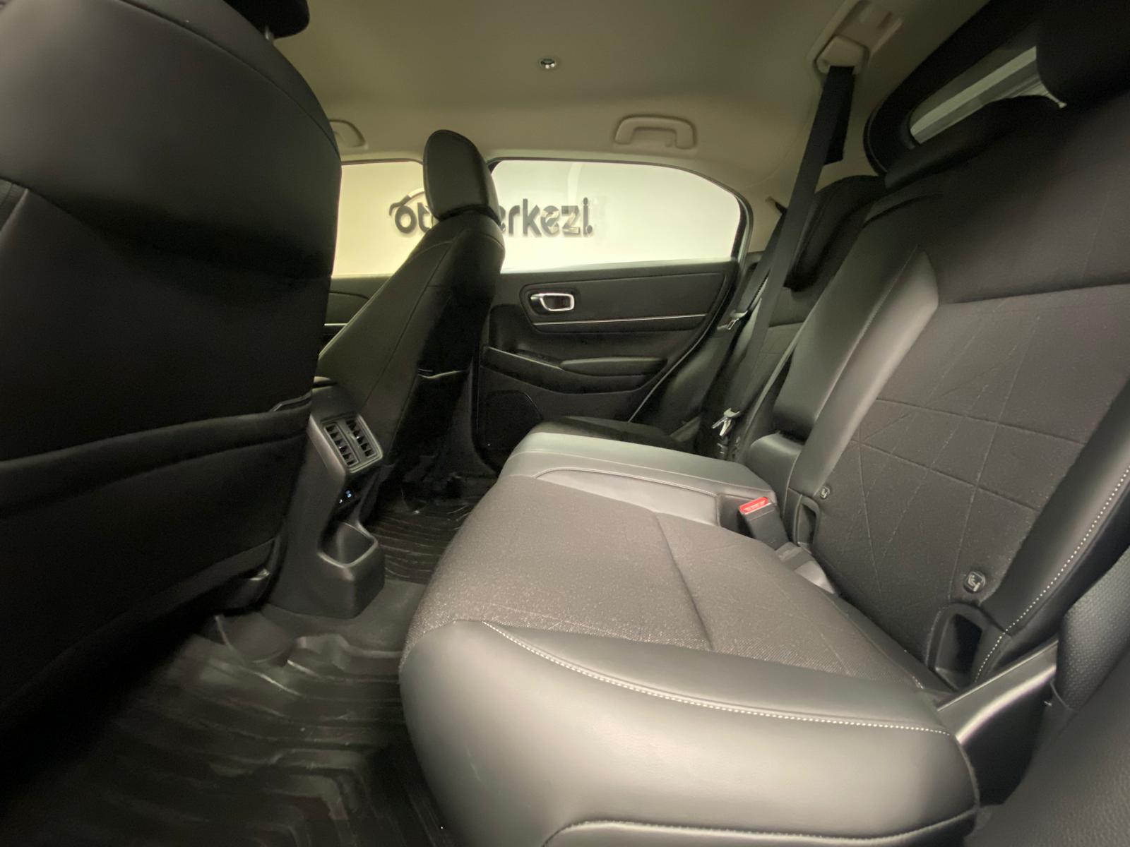 HONDA HR-V 10
